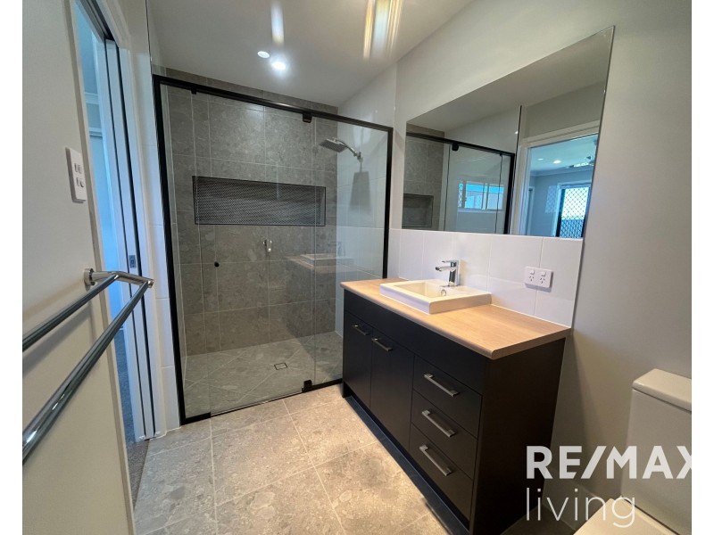 26 Raleigh Street, Woolmar QLD 4515