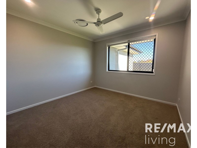 26 Raleigh Street, Woolmar QLD 4515