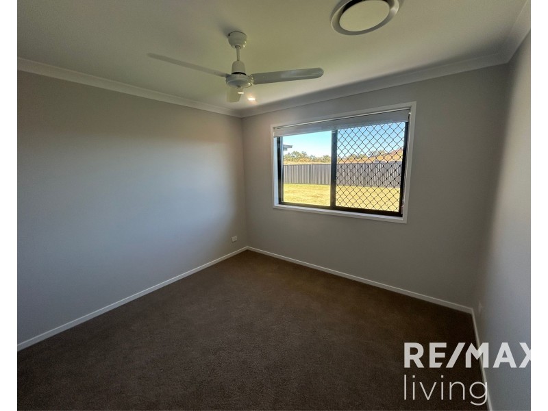 26 Raleigh Street, Woolmar QLD 4515