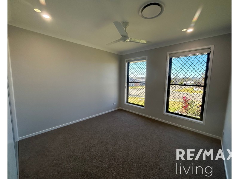 26 Raleigh Street, Woolmar QLD 4515