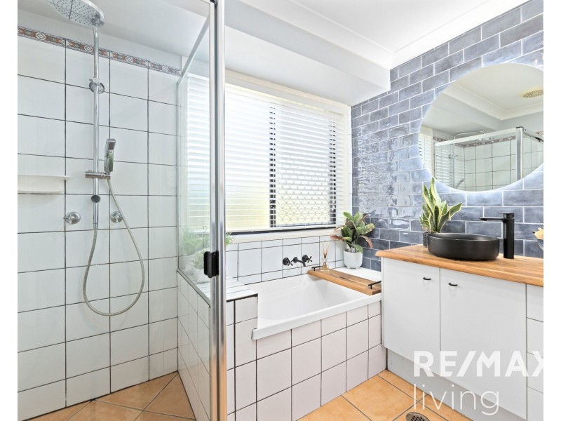 17 Amaroo Avenue, Narangba QLD 4504