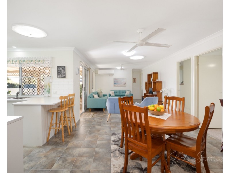 46 Carpenter Way, Sandstone Point QLD 4511