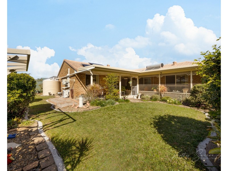 46 Carpenter Way, Sandstone Point QLD 4511