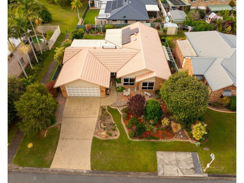46 Carpenter Way, Sandstone Point QLD 4511