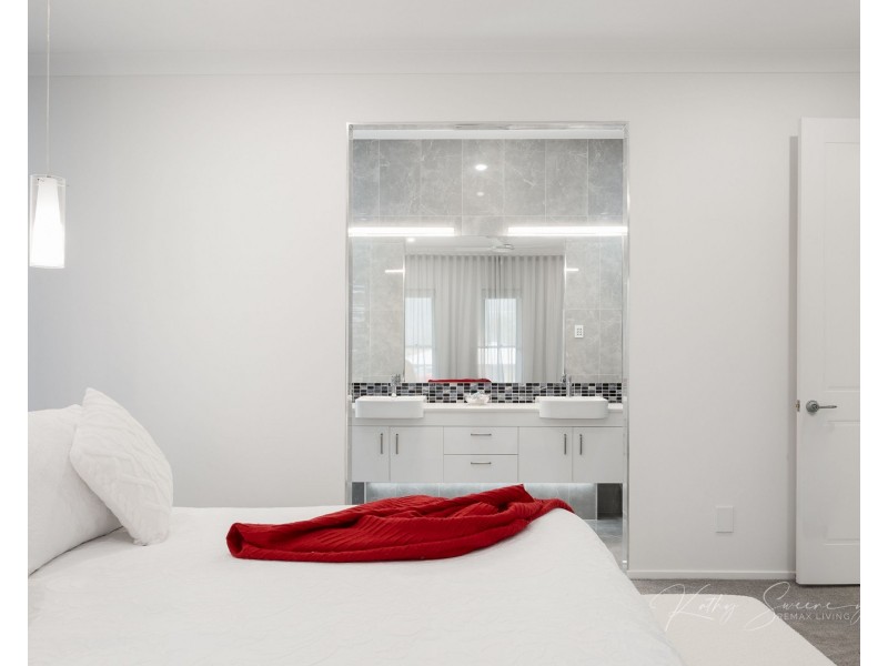 65-67 Sippel Drive, Woodford QLD 4514