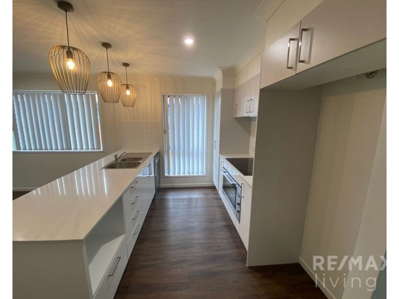 10 Sunray Parade, Griffin QLD 4503