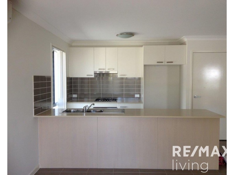 2/2 Wellington Place, Narangba QLD 4504