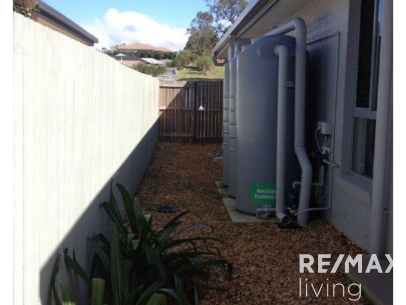 2/2 Wellington Place, Narangba QLD 4504
