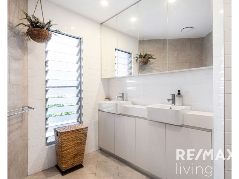 1/5 Panama Crescent, Mountain Creek QLD 4557