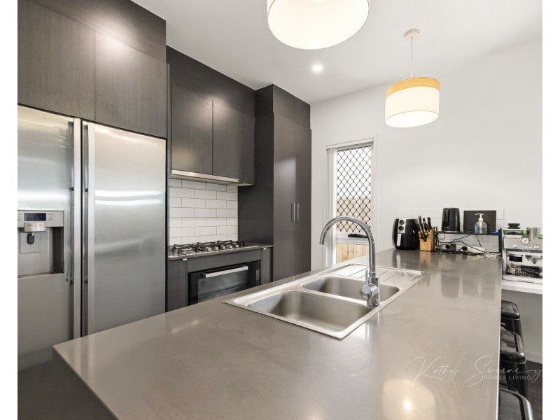 27 Greentree Street, Narangba QLD 4504