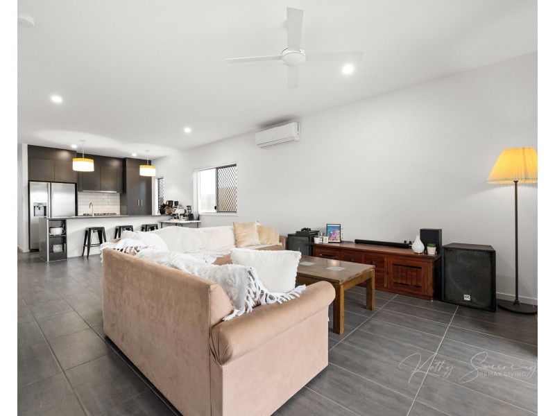 27 Greentree Street, Narangba QLD 4504