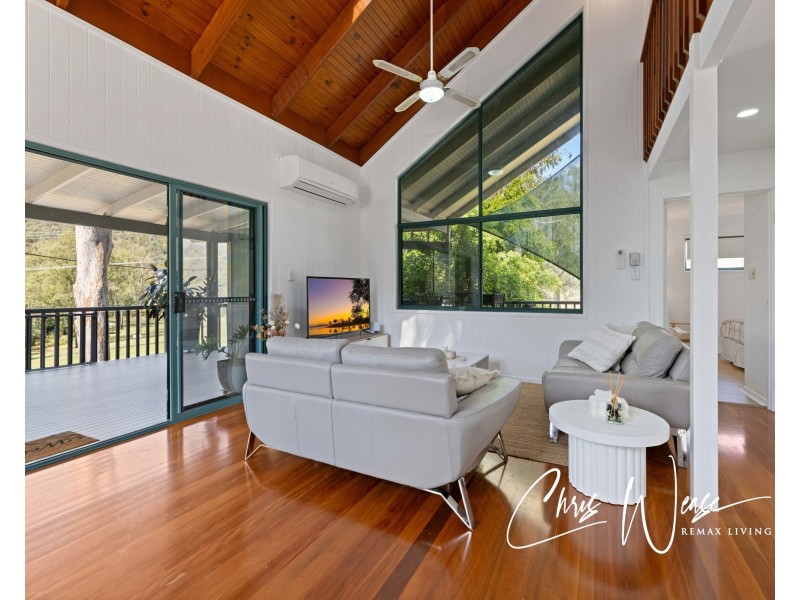 1 Guldbransen Street, Somerset Dam QLD 4312