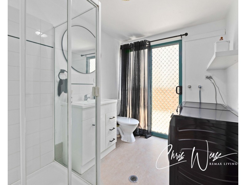 1 Guldbransen Street, Somerset Dam QLD 4312