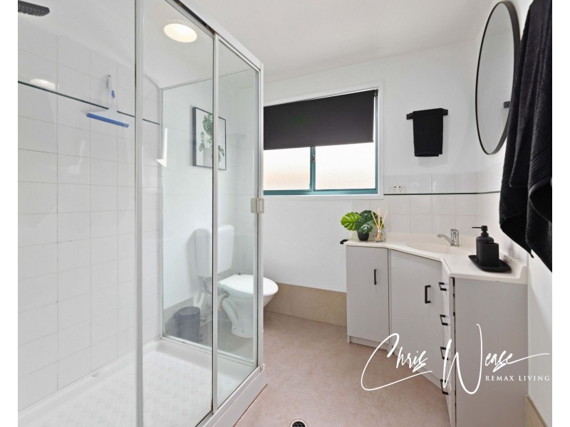 1 Guldbransen Street, Somerset Dam QLD 4312