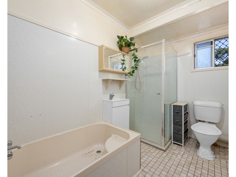 12 Bordeau Crescent, Petrie QLD 4502