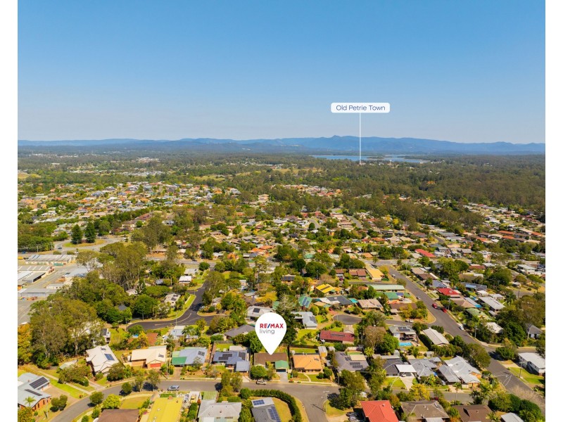 12 Bordeau Crescent, Petrie QLD 4502