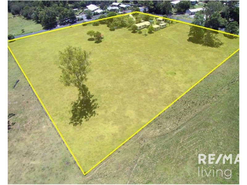 15 Kropp Road, Woodford QLD 4514