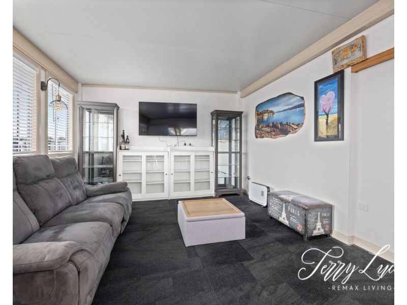 10 Bouganvillea Avenue, Green Wattle Gardens, 134-140 Bruce Hwy Service Road, Burpengary QLD 4505
