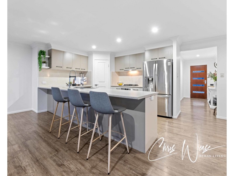 8 Hartley Court, Hazeldean QLD 4515