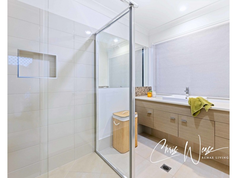 8 Hartley Court, Hazeldean QLD 4515