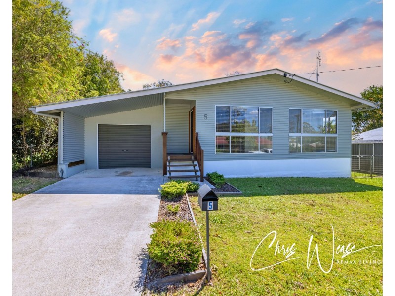 5 Elizabeth Street, Woodford QLD 4514