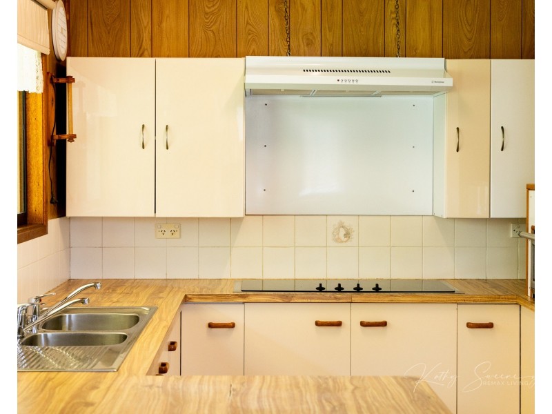 24 Avala Crescent, Elimbah QLD 4516