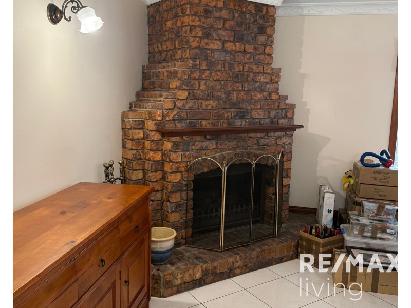 66 Mexicanus Drive, Park Ridge QLD 4125
