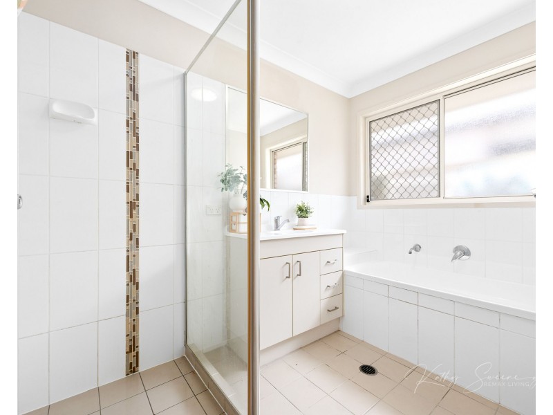 36 Waterlilly Court, Rothwell QLD 4022