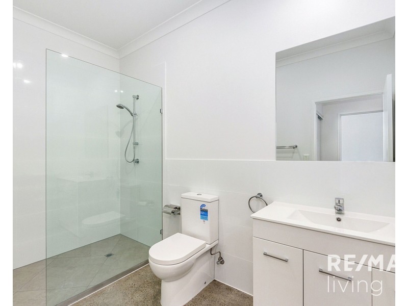 2/69 Lower King Street, Caboolture QLD 4510