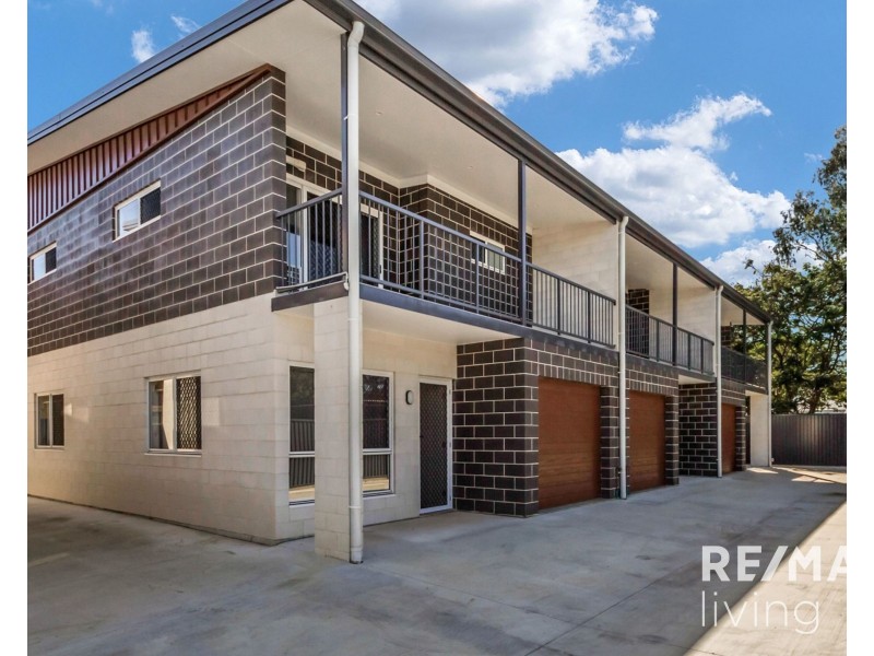 2/69 Lower King Street, Caboolture QLD 4510