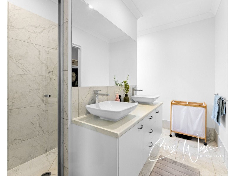 38 Hedley Drive, Woolmar QLD 4515