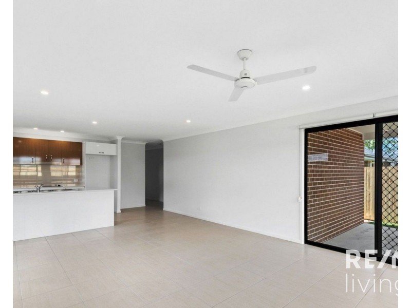 33 Riviera Street, Burpengary QLD 4505