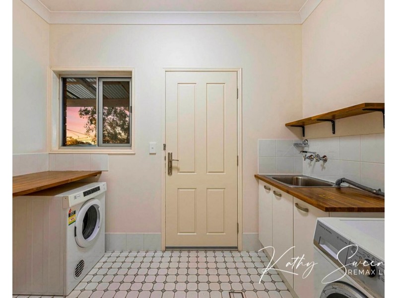 604 Oakey Flat Road, Burpengary QLD 4505
