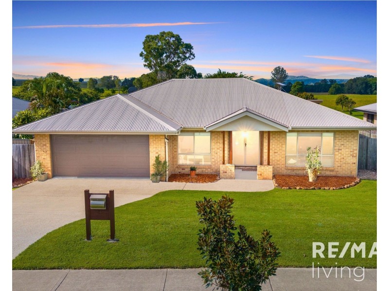 34 Hedley Drive, Woolmar QLD 4515