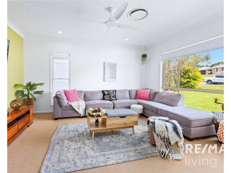 34 Hedley Drive, Woolmar QLD 4515