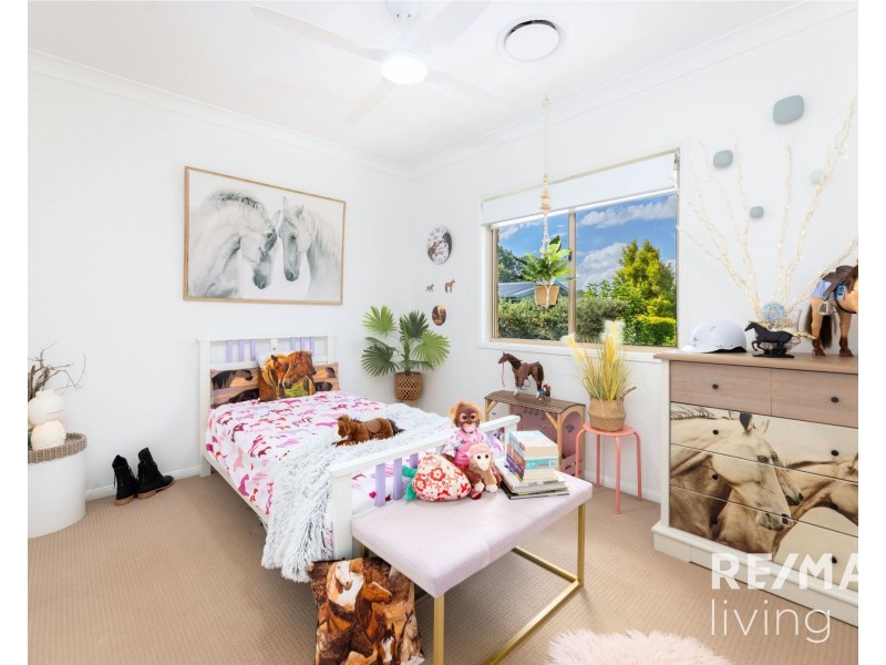34 Hedley Drive, Woolmar QLD 4515