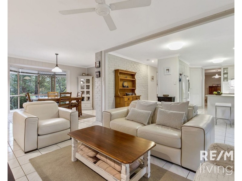 148-150 Madeline Drive, Morayfield QLD 4506