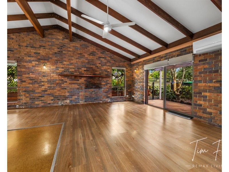 12 Hamilton Road, Woodford QLD 4514