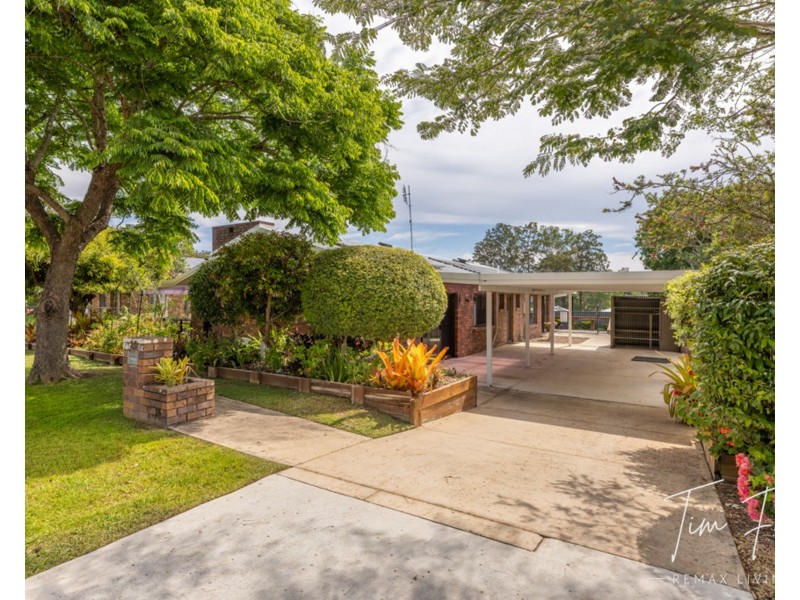 12 Hamilton Road, Woodford QLD 4514