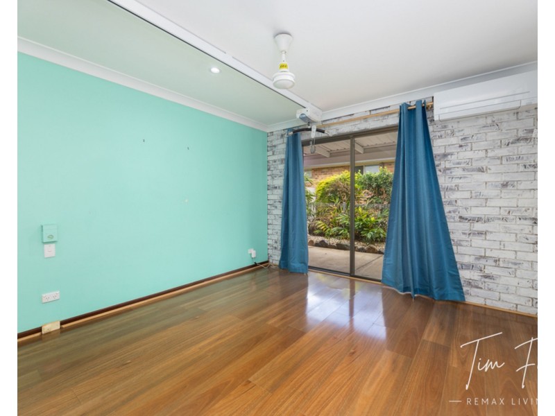 12 Hamilton Road, Woodford QLD 4514