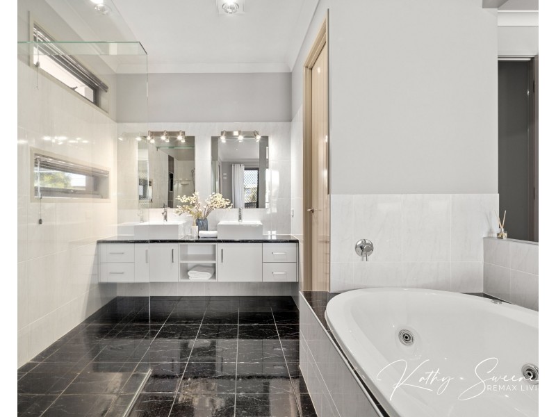 42-44 Three Ponds Place, Elimbah QLD 4516