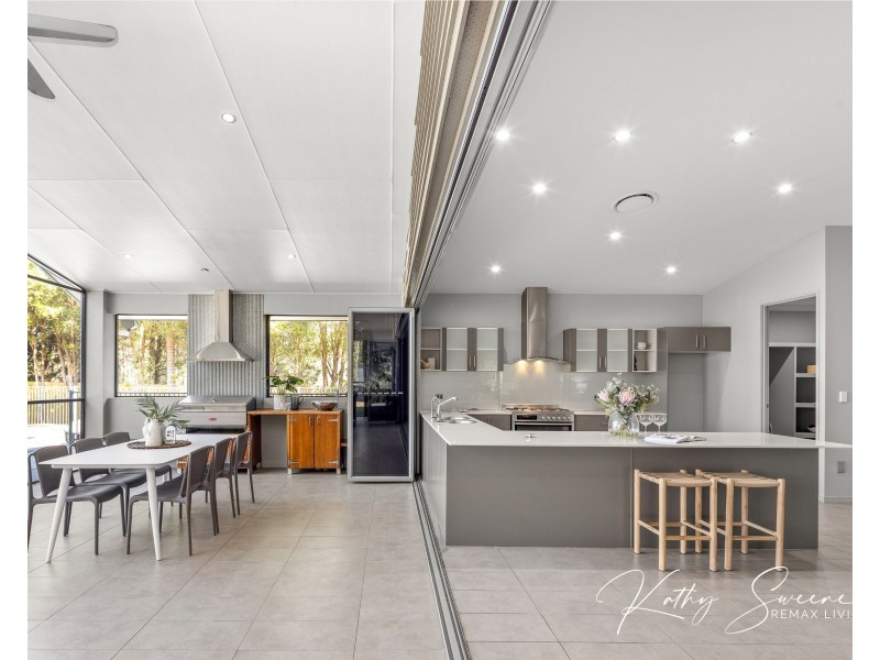 42-44 Three Ponds Place, Elimbah QLD 4516