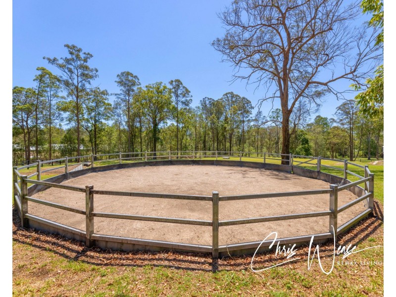 1 Nonmus Road, Stanmore QLD 4514