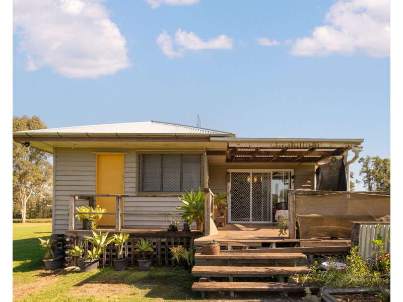 73 Spring Lane, Caboolture QLD 4510
