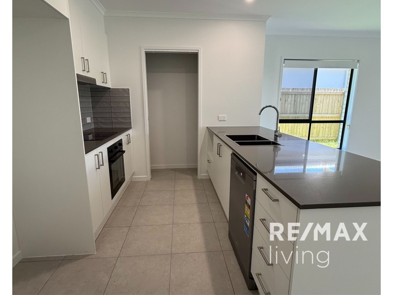 61 Paterson Road, Walloon QLD 4306