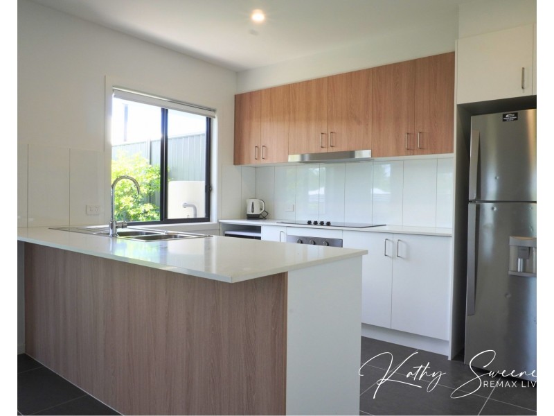 1/56 Hamilton Road, Woodford QLD 4514