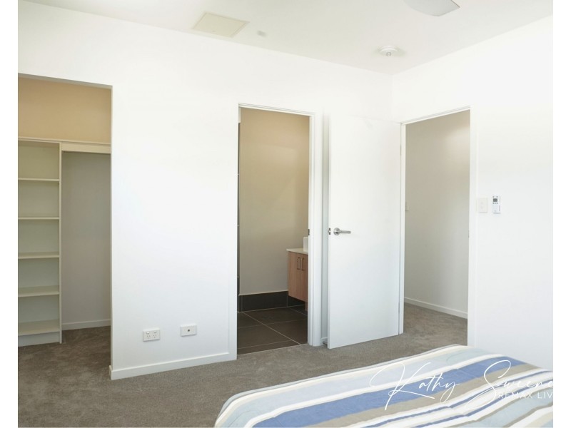 1/56 Hamilton Road, Woodford QLD 4514