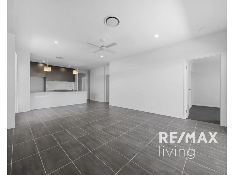 33 Side Creek Parade, Narangba QLD 4504