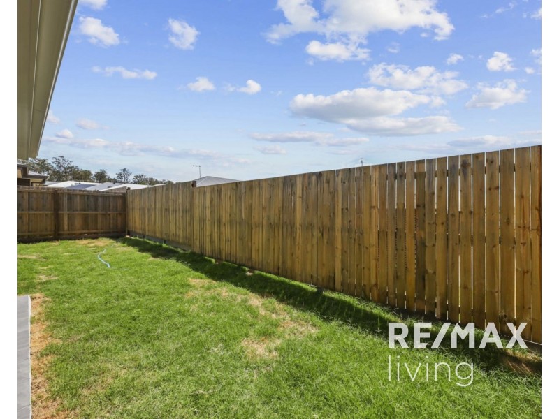 33 Side Creek Parade, Narangba QLD 4504