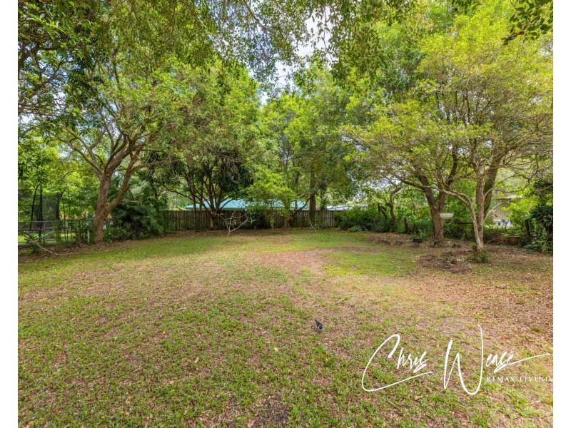 8 Brooker Street, Woodford QLD 4514
